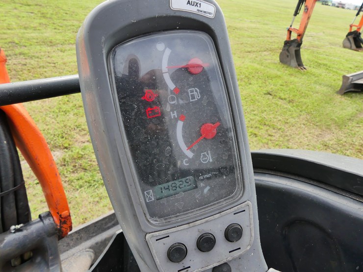 kubota-u27-4-image-22