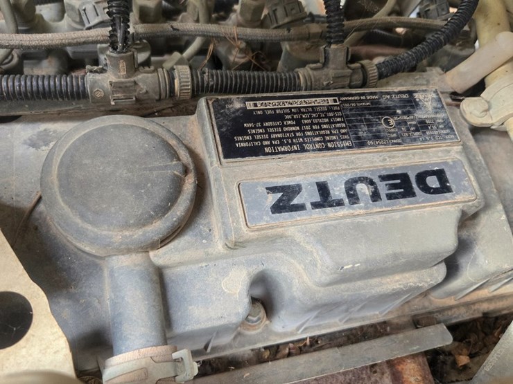 terex-tlb840r-image-22