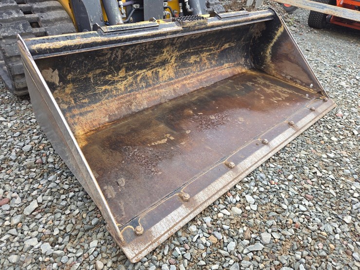 deere-317g-image-9