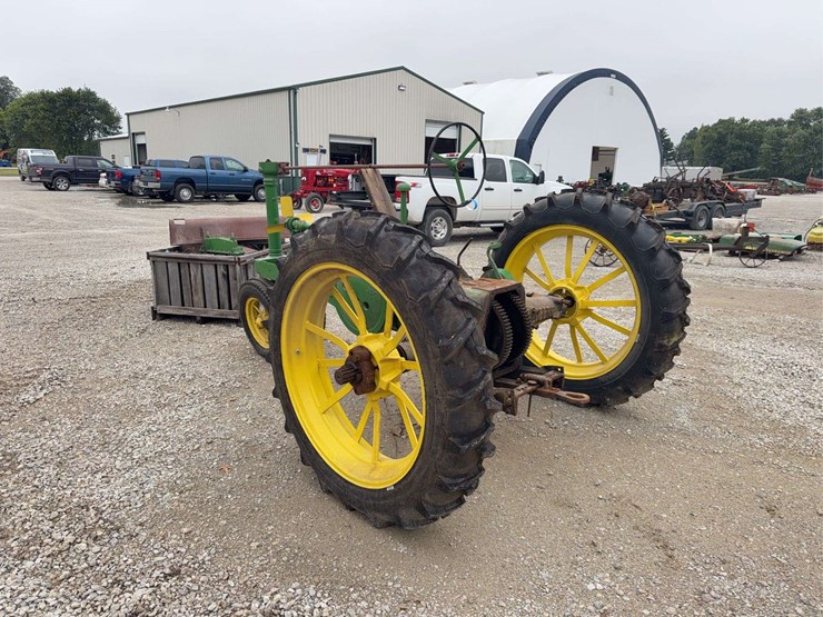 john-deere-a-image-3