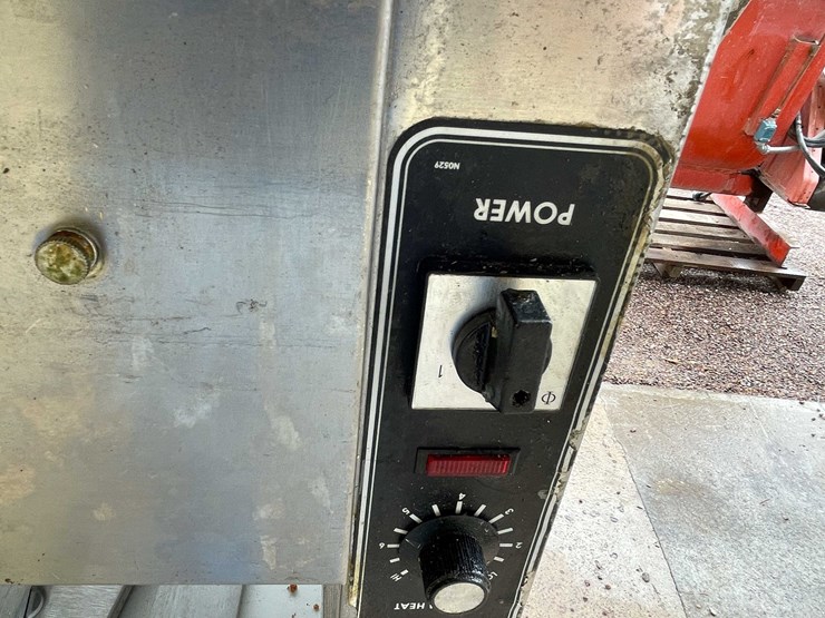 #4676-•-mobile-food-warming-station-image-29