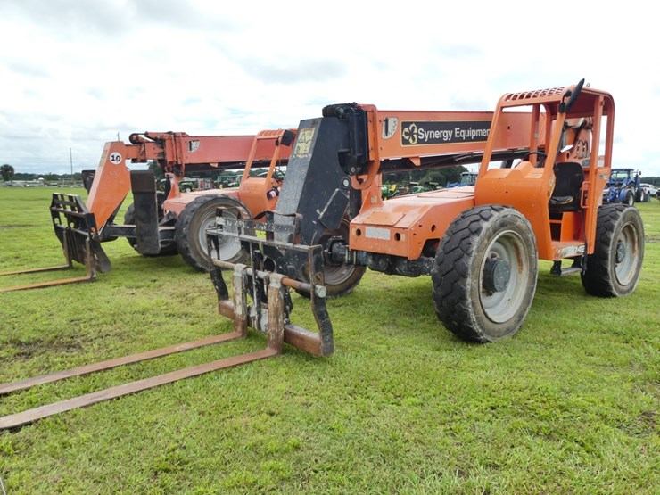 2019-jlg-6042-image-1