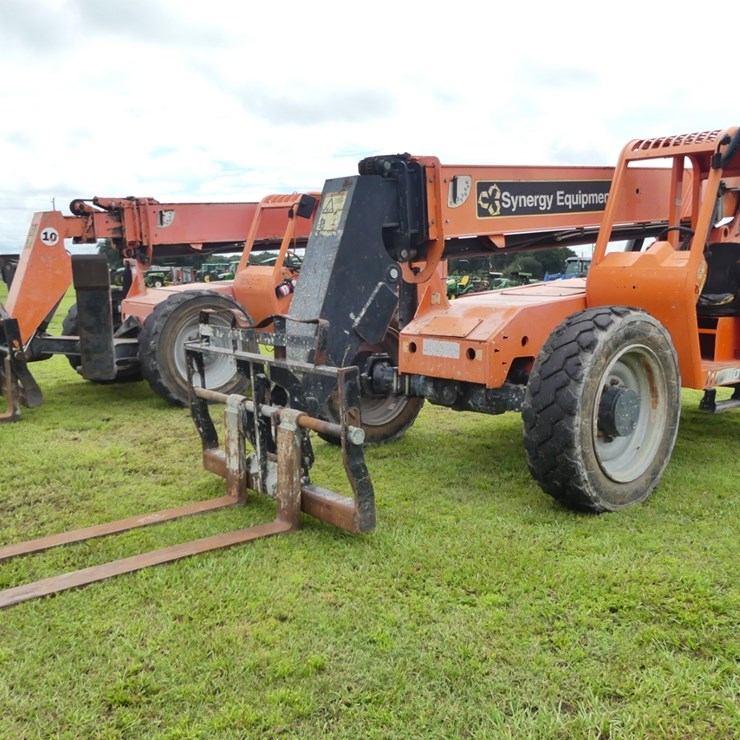 2019 JLG 6042