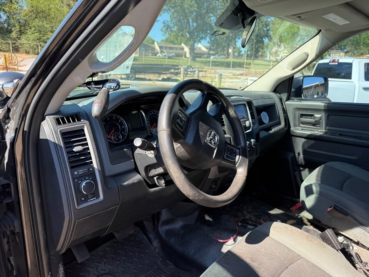 2017-dodge-1500-image-61