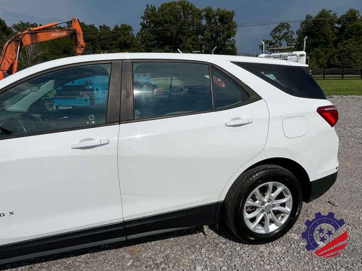 2020-chevrolet-equinox-ls-image-16