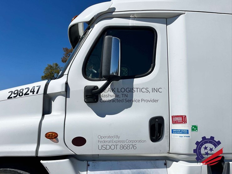 2018-freightliner-cascadia-t/a-truck-tractor-image-34