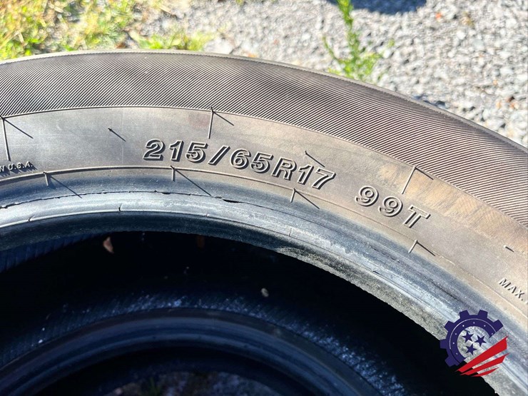 yokohama-215/65r17-avid-touring-s-tires-image-5