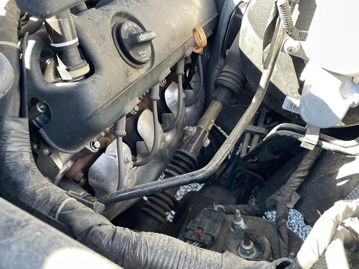 #2754-•-2015-chevrolet-silverado-(title-in-delay)-image-58