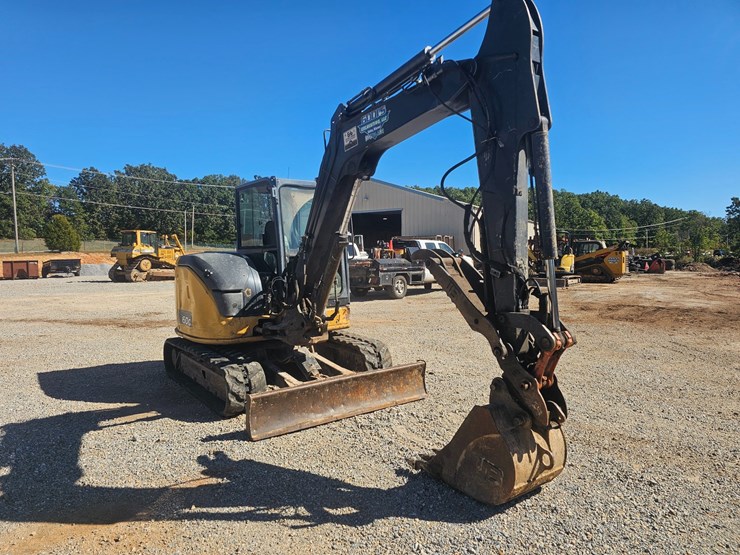 deere-60g-image-16