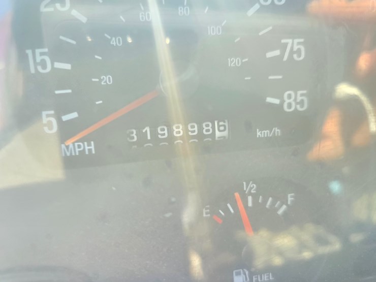 2001-sterling-l8500-image-72