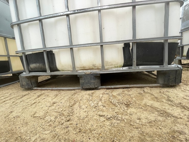 #3037-•-caged-poly-water-totes-image-9