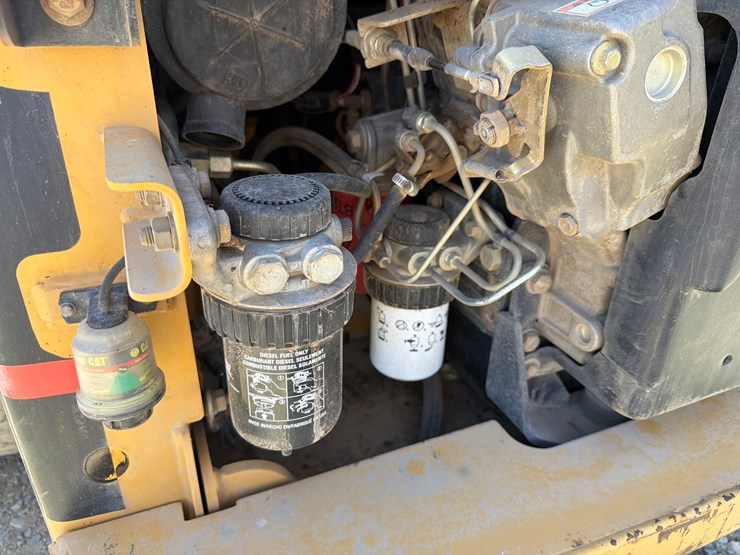 caterpillar-226-image-40