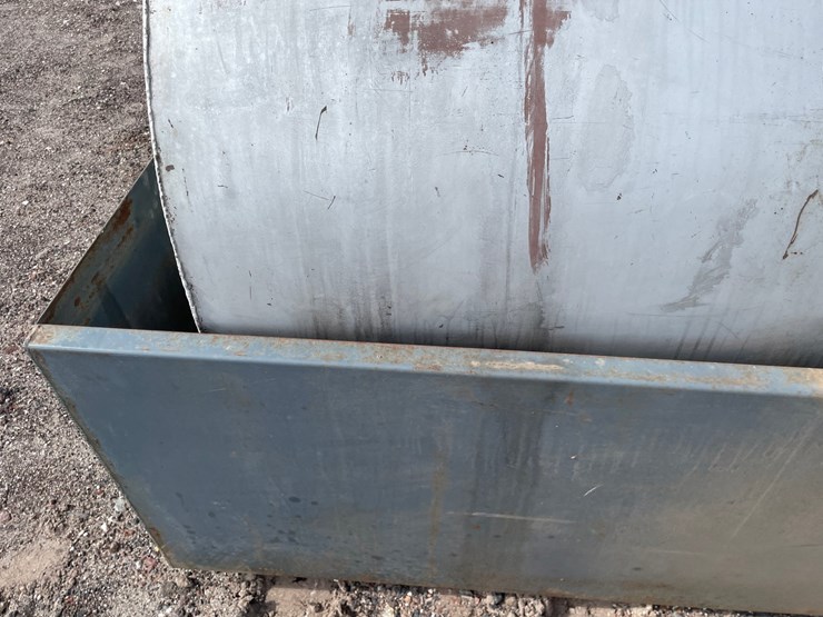 #4664-•-oil-tank-in-containment-bin-image-17