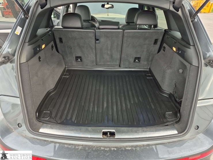 2013-audi-q5-image-26