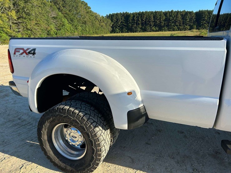 2015-ford-f350-image-14