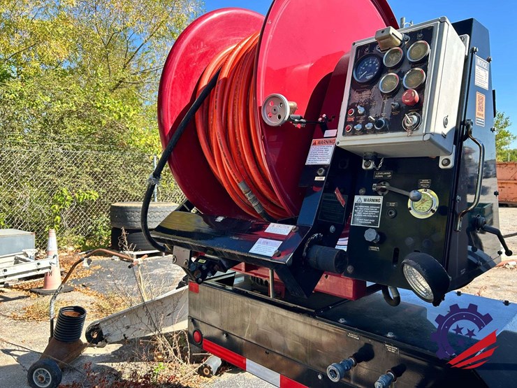2009-sewer-equipment-co.-of-america-747-fr2000-jetter-trailer-image-35