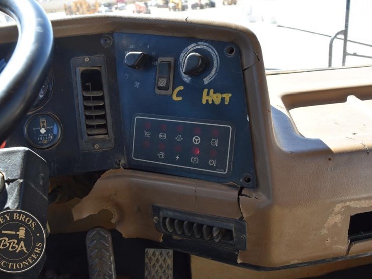 1997-caterpillar-d250e-ii-image-42