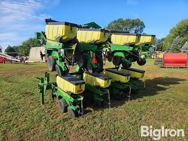 john-deere-1720-image-7