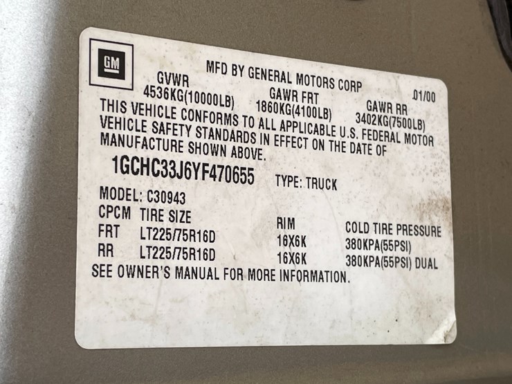 2000-chevrolet-silverado-3500-image-142