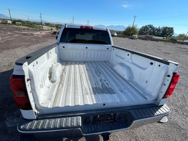 #2754-•-2015-chevrolet-silverado-(title-in-delay)-image-104