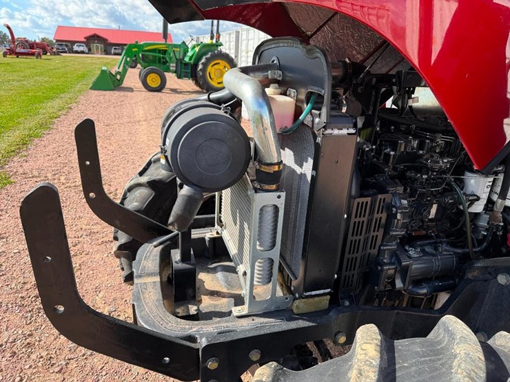 case-ih-farmall-80-image-37