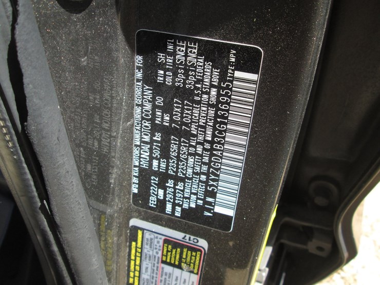 2012-hyundai-santa-fe-image-32