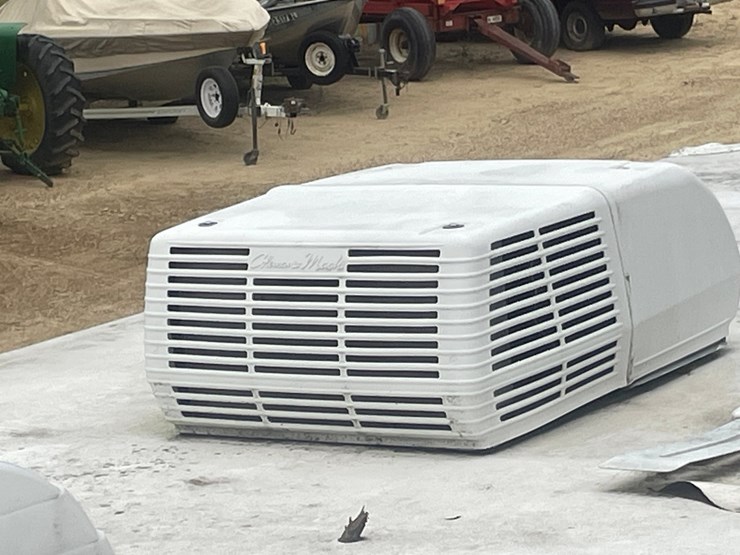 #1276-•-1998-jayco-eagle-304-camper-(has-mn-title)-image-121