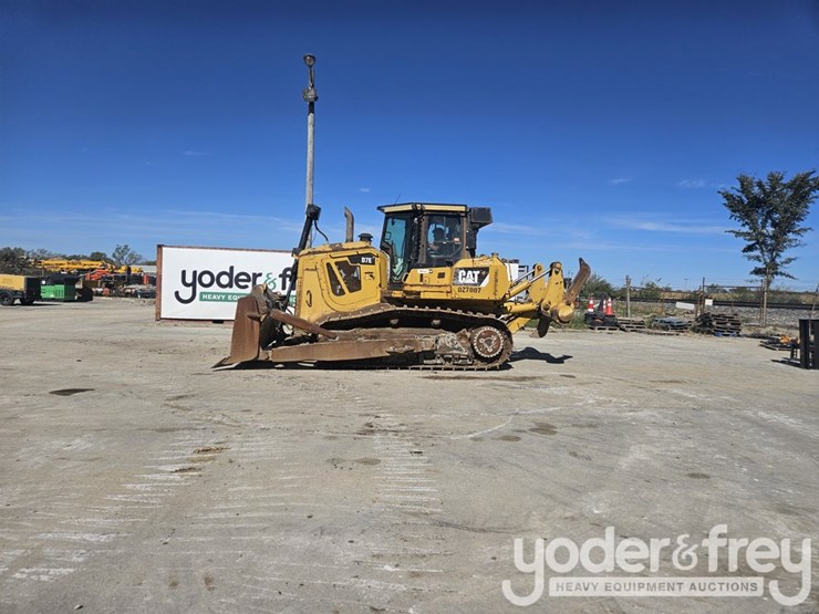 2010-caterpillar-d7e-image-31