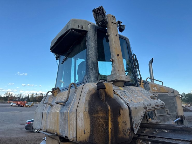 2005-caterpillar-d6n-lgp-image-24