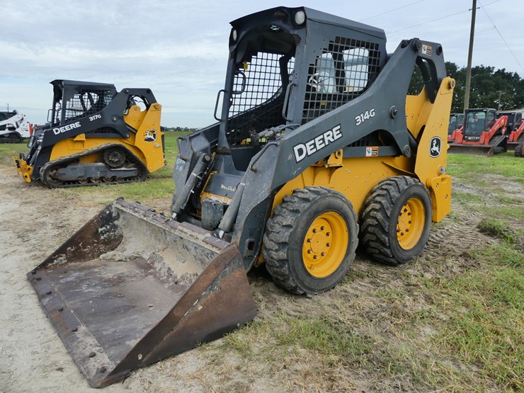 deere-314g-image-1