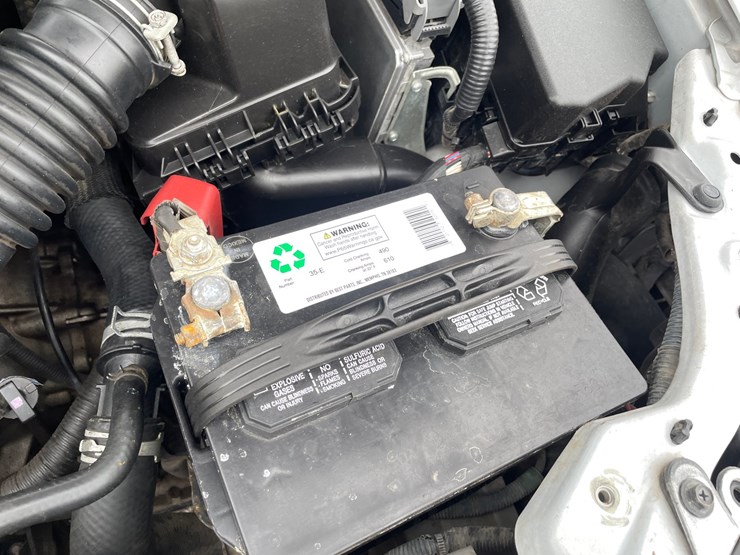 #2765-•-2011-toyota-corolla-(title-in-delay)-image-36