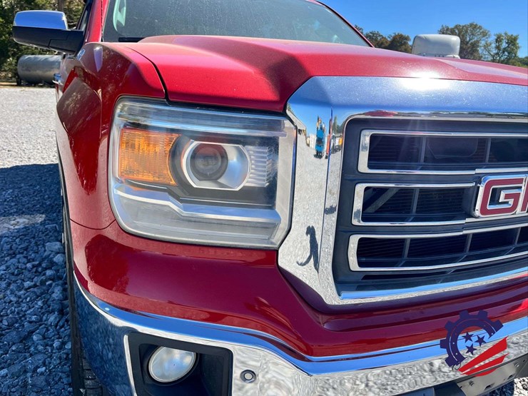 2014-gmc-sierra-z71-slt-pickup-truck-image-11