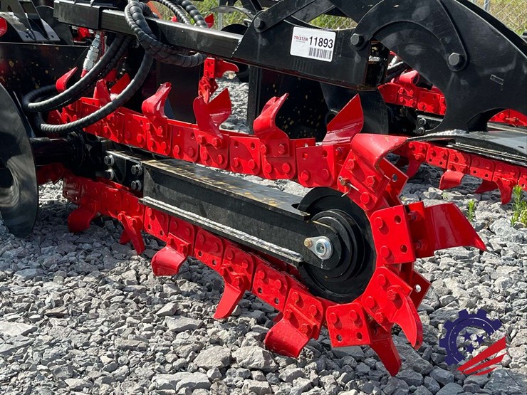 unused-2026-future-ft-d39-skid-steer-trencher-attachment-image-7