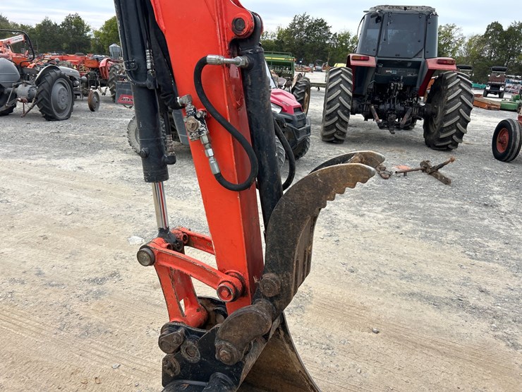 2023-kubota-u35-4-image-8