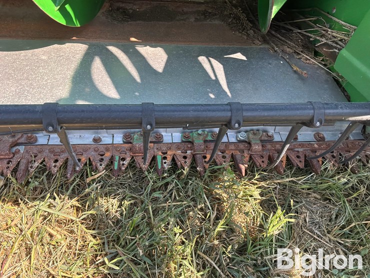 2009-john-deere-630f-image-16