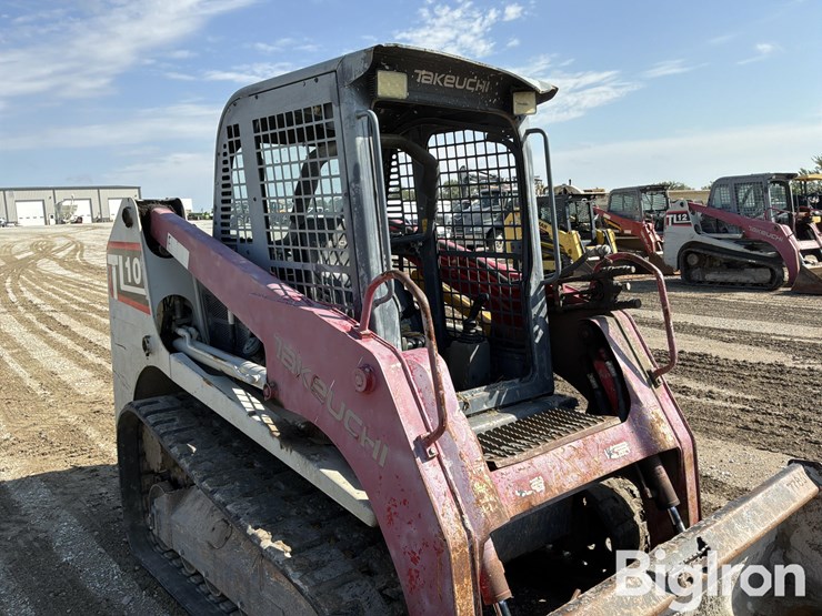 2014-takeuchi-tl10-image-14