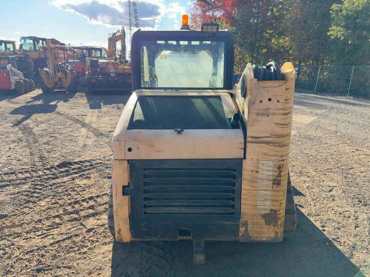 2009-jcb-180t-image-4