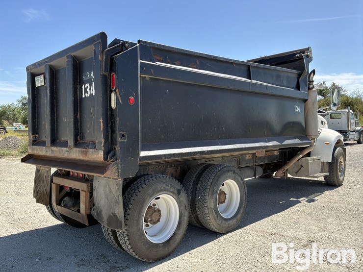 2007-peterbilt-335-image-5