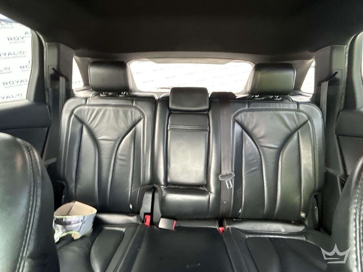 2016-lincoln-mkx-image-22