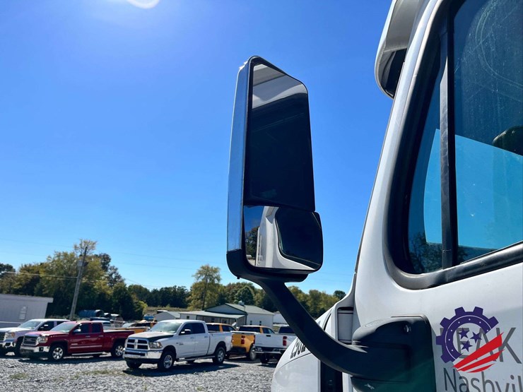 2018-freightliner-cascadia-t/a-truck-tractor-image-20