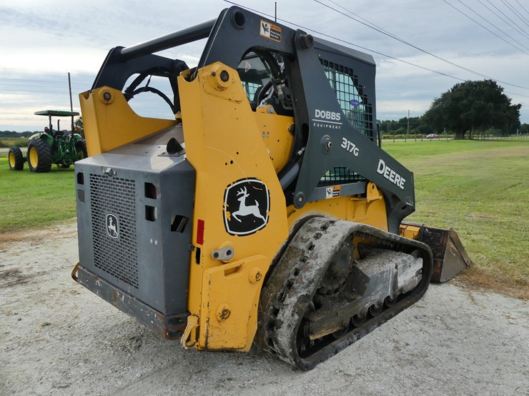 deere-317g-image-3