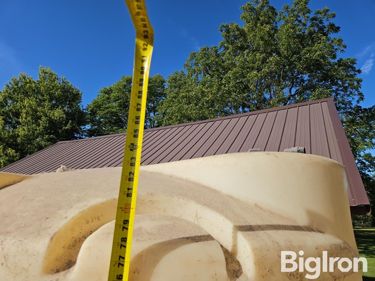 1000-gal-poly-liquid-fertilizer-tank-image-10
