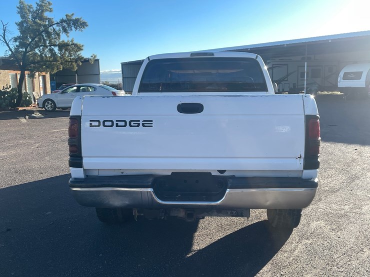 #2760-•-2001-dodge-ram-(title-in-delay)-image-9