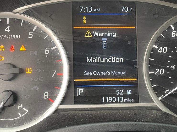 #2766-•-2019-nissan-sentra-(title-in-delay)-image-57
