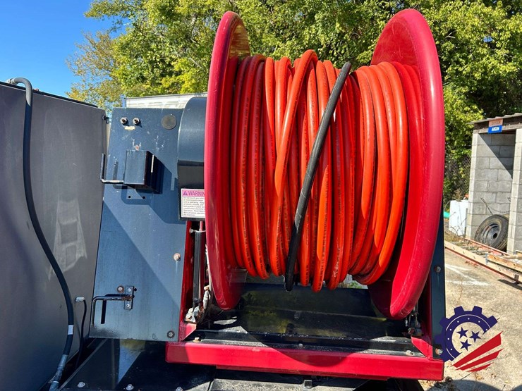 2009-sewer-equipment-co.-of-america-747-fr2000-jetter-trailer-image-46