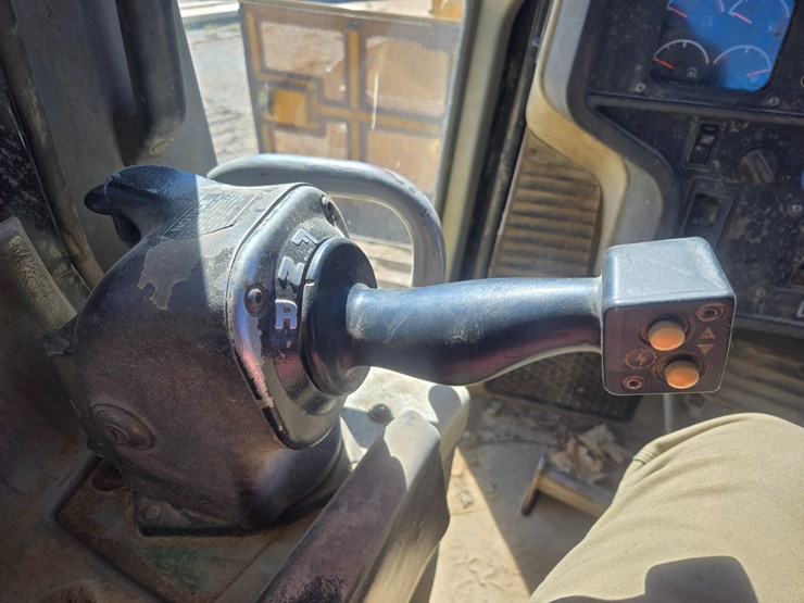 caterpillar-d6r-image-53