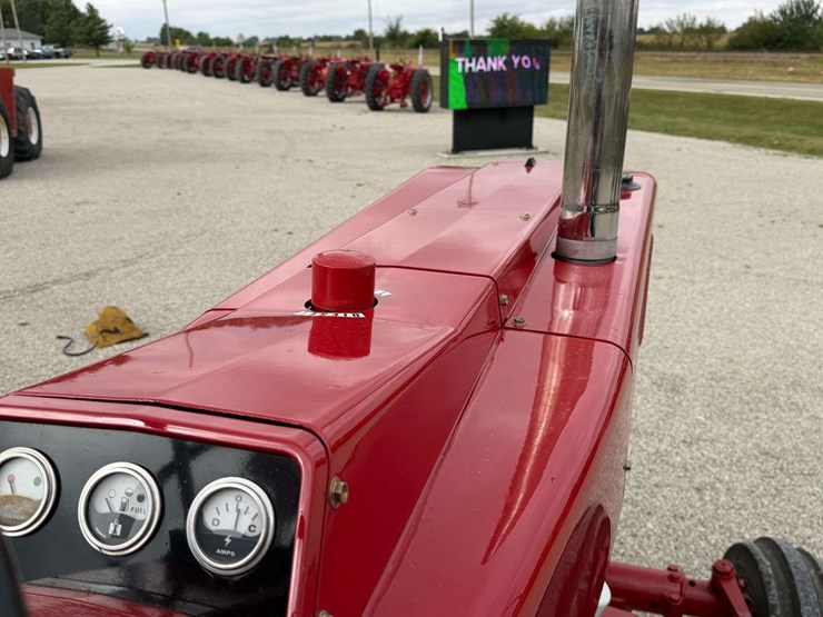 farmall-1066-turbo-row-crop-puller-image-45