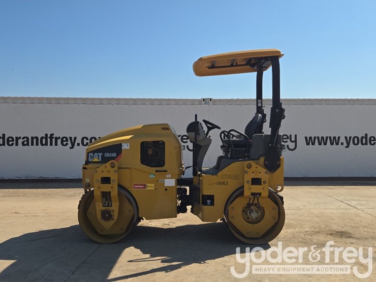 2021-caterpillar-cb34b-image-2
