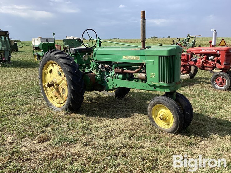 1953-john-deere-50-image-3
