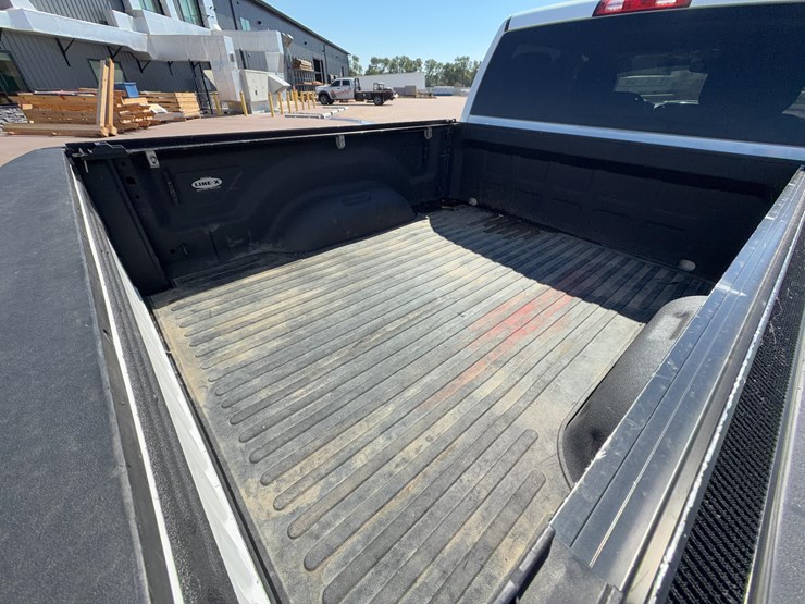 2019-dodge-2500-image-14